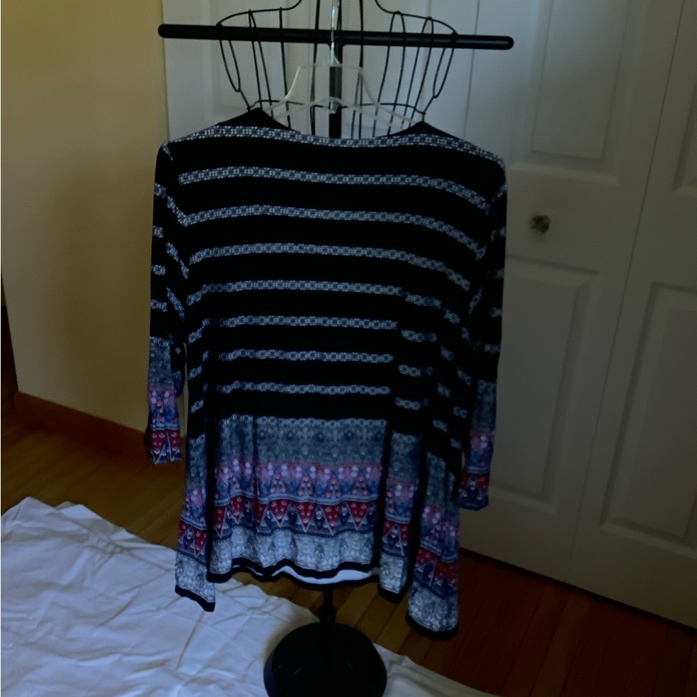 Ruby Rd. Black And White Patterned Tunic - image 3